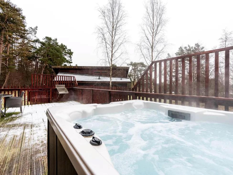 Keldy Forest Cabins - Forest Holidays Pickering Exterior photo